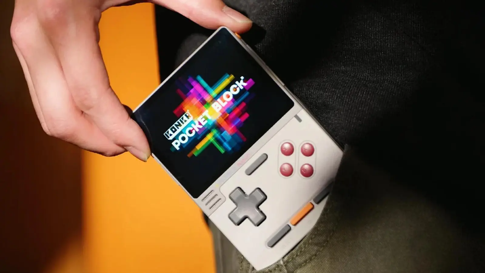 Ayaneo Konkr Pocket Block: pystysuuntainen retro-käsikonsoli
