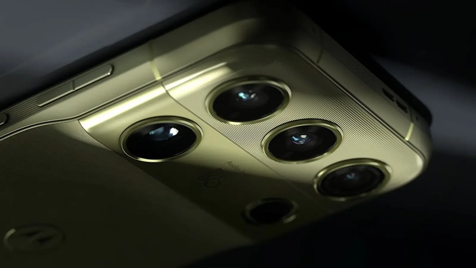 Motorola Signature 27: takamuotoilu ja 200MP-kamera