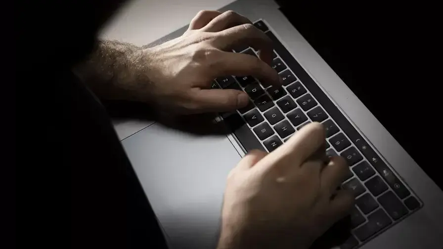 Traficom varoittaa suomalaisista ClickFix-hyökkäyksistä Traficom varoittaa suomalaisista ClickFix-hyökkäyksistä
