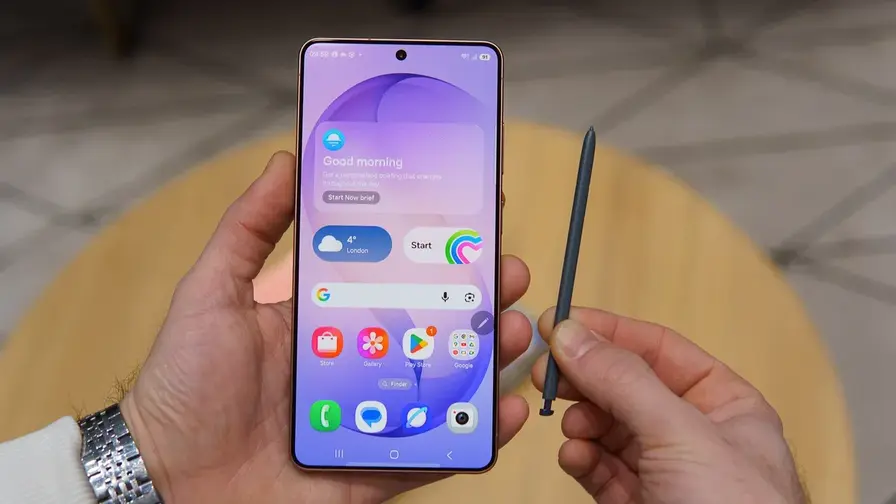 Vuoto paljastaa: Galaxy S27 Ultran etupuoli lähes identtinen